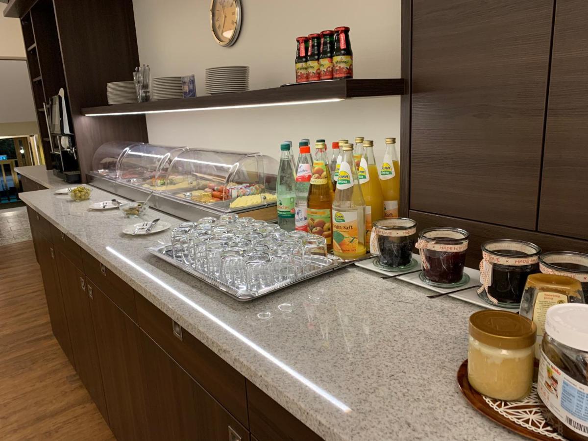 Hotel Huebler Франкфурт-на-Майне Экстерьер фото