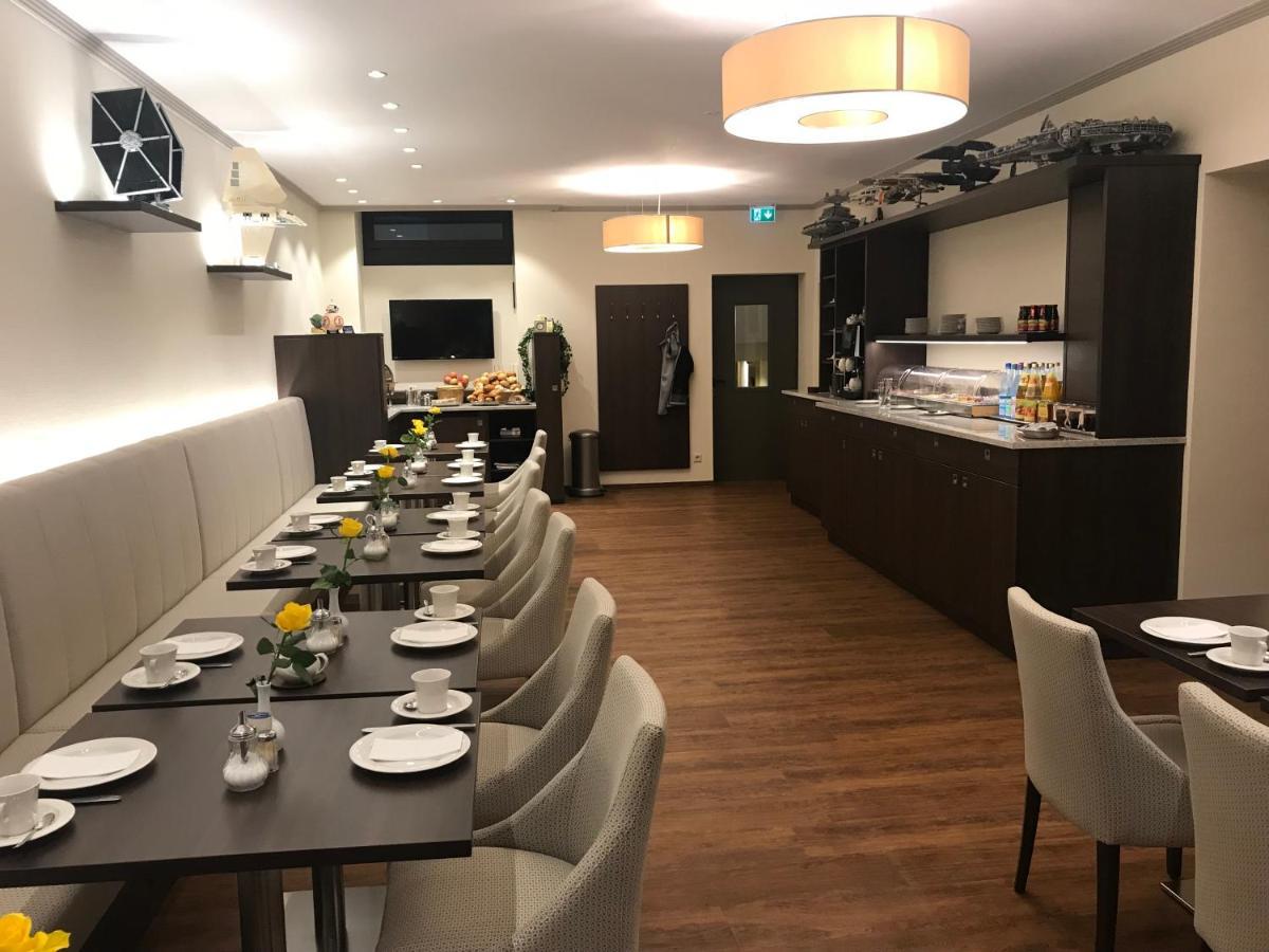 Hotel Huebler Франкфурт-на-Майне Экстерьер фото